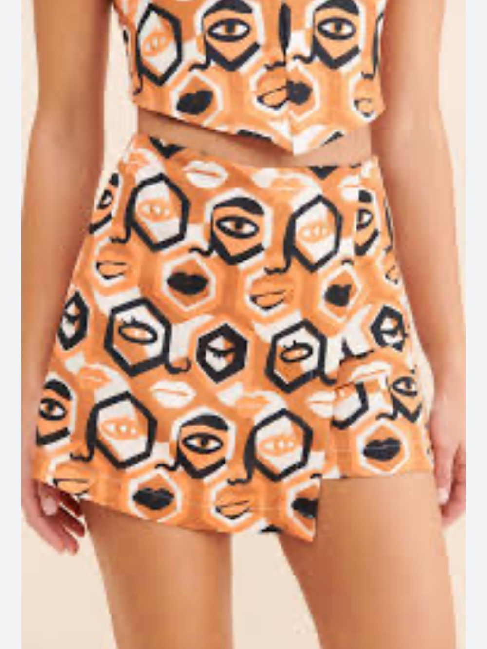 Dazey LA Geo Face Print Orange Mini Skort Medium